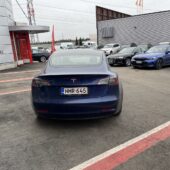Tesla - Model 3 - RWD // 1.om Suomi-auto / AMD Ryzen / Vakionopeudensäädin (ACC) / Autopilot / Panorama / - Sedan