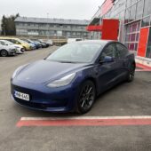 Tesla - Model 3 - RWD // 1.om Suomi-auto / AMD Ryzen / Vakionopeudensäädin (ACC) / Autopilot / Panorama / - Sedan