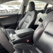 Tesla - Model 3 - RWD // 1.om Suomi-auto / AMD Ryzen / Vakionopeudensäädin (ACC) / Autopilot / Panorama / - Sedan