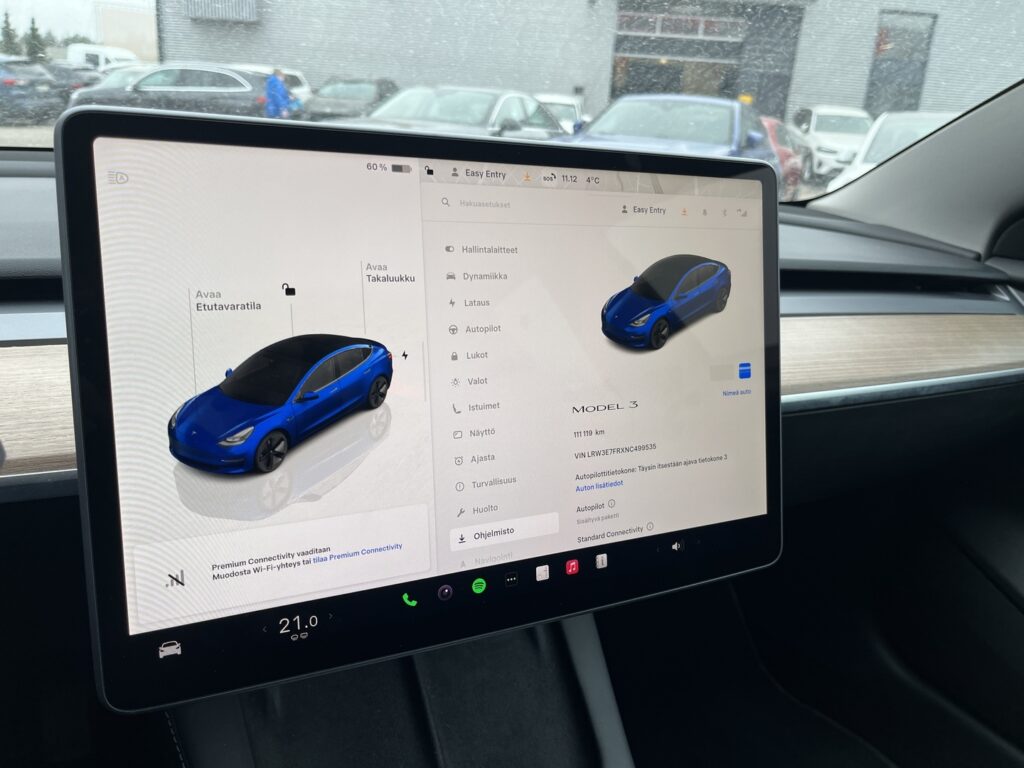 Tesla - Model 3 - RWD // 1.om Suomi-auto / AMD Ryzen / Vakionopeudensäädin (ACC) / Autopilot / Panorama / Tesla - Model 3 - RWD // 1.om Suomi-auto / AMD Ryzen / Vakionopeudensäädin (ACC) / Autopilot / Panorama / - Sedan