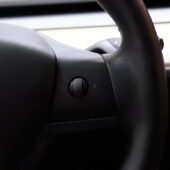 tuotekuva-Tesla-Model-3-RVR-733-2026-03-09-103006-20