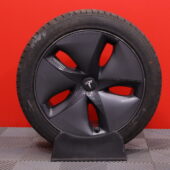 tuotekuva-Tesla-Model-3-RVR-733-2026-03-09-103006-28