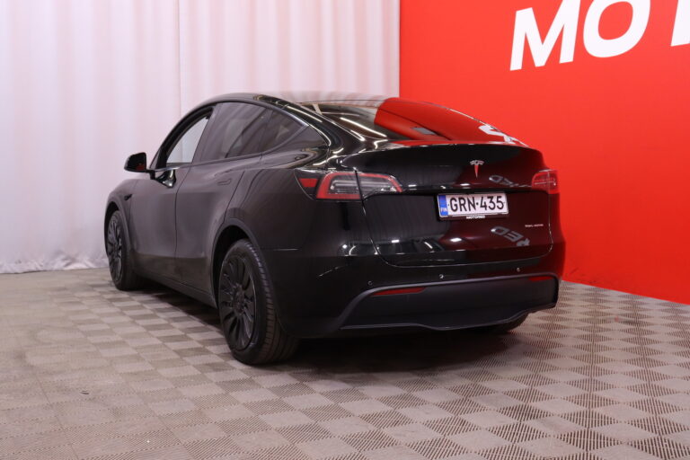 Tesla - Model Y - Long Range AWD / Premium Audio / Lasikatto / Koukku / Lämpöpumppu / Nahat - Maastoauto