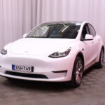 Tesla - Model Y - Long Range AWD // ALV / 1.om Suomi-auto / AMD Ryzen / Autopilot / Matrix / Adapt.vakkari / Premium audio / SOH 94% // - Maastoauto