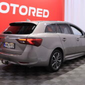 Toyota - Avensis - 2,0 D-4D Active Touring Sports / 2-om Suomi-auto / Webasto / Koukku / Kamera / LED / Vakkari / Navi - Farmari