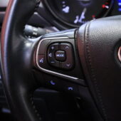 Toyota - Avensis - 2,0 D-4D Active Touring Sports / 2-om Suomi-auto / Webasto / Koukku / Kamera / LED / Vakkari / Navi - Farmari