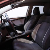 Toyota - Avensis - 2,0 D-4D Active Touring Sports / 2-om Suomi-auto / Webasto / Koukku / Kamera / LED / Vakkari / Navi - Farmari