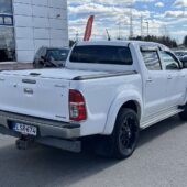 Toyota - Hilux - Double Cab 3,0 D-4D 4WD 171 SR aut. - Avolava