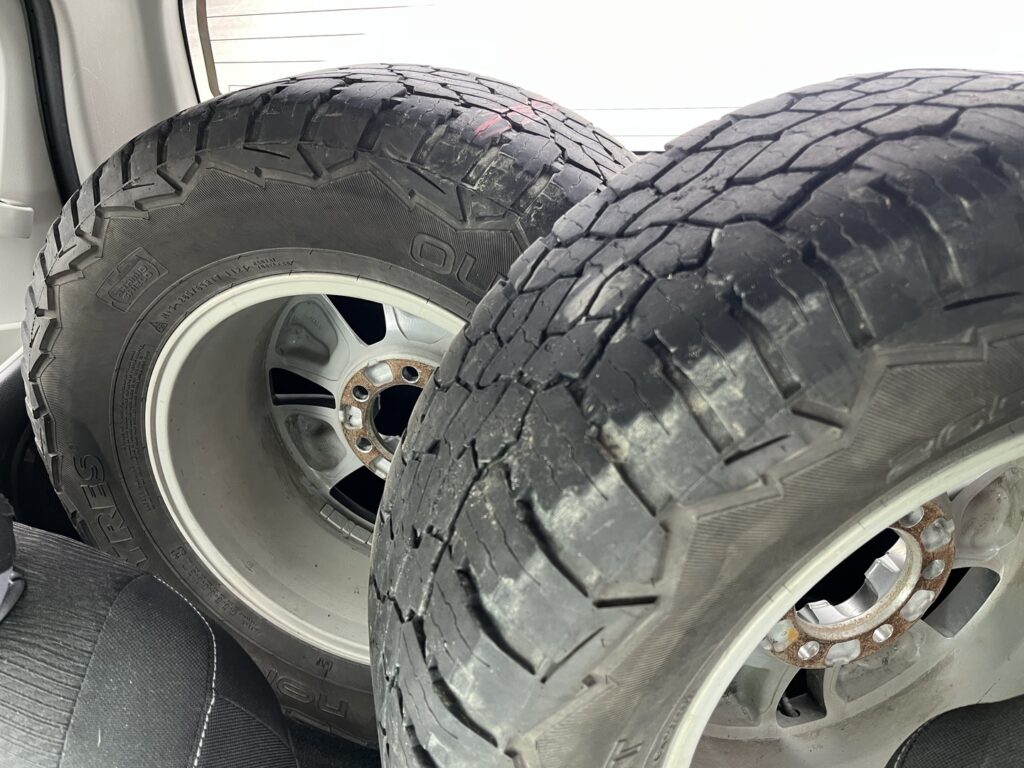 Toyota - Hilux - Extra Cab 2,4 D-4D 150 4WD Active Toyota - Hilux - Extra Cab 2,4 D-4D 150 4WD Active - Avolava