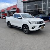 Toyota - Hilux - Extra Cab 2,4 D-4D 150 4WD Active - Avolava