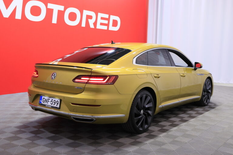 Volkswagen - Arteon - R-Line Limited Edition 2,0 TDI 140 kW / Suomi-auto / ACC / Webasto / Matrix / Koukku / DCC / Muistipenkki hieronnalla / - Sedan