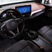 Volkswagen - ID.4 - Pro Performance Max 150kW, akku 77 kWh // 1.om Suomi-auto / ACC / Matrix / Panorama / Muistipenkit / Topsport / HUD - Maastoauto