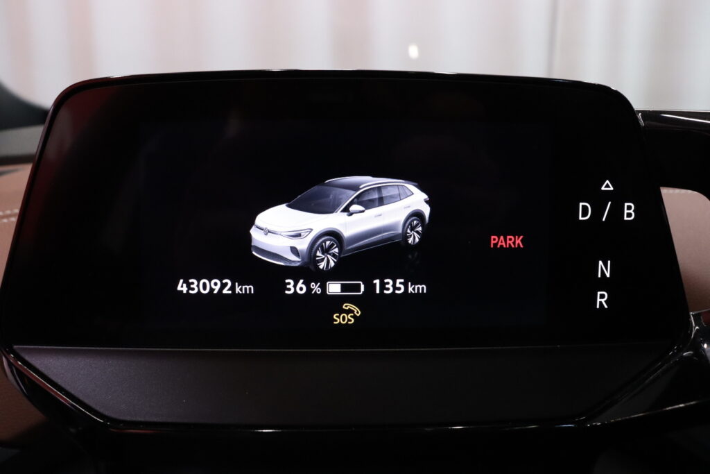 tuotekuva-Volkswagen-ID.4-MZA-793-2026-04-10-162005-21 tuotekuva-Volkswagen-ID.4-MZA-793-2026-04-10-162005-21