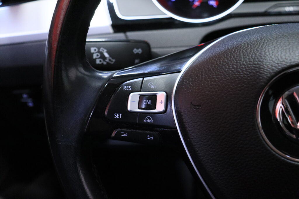 tuotekuva-Volkswagen-Passat-EOP-422-2026-04-02-101104-20 tuotekuva-Volkswagen-Passat-EOP-422-2026-04-02-101104-20