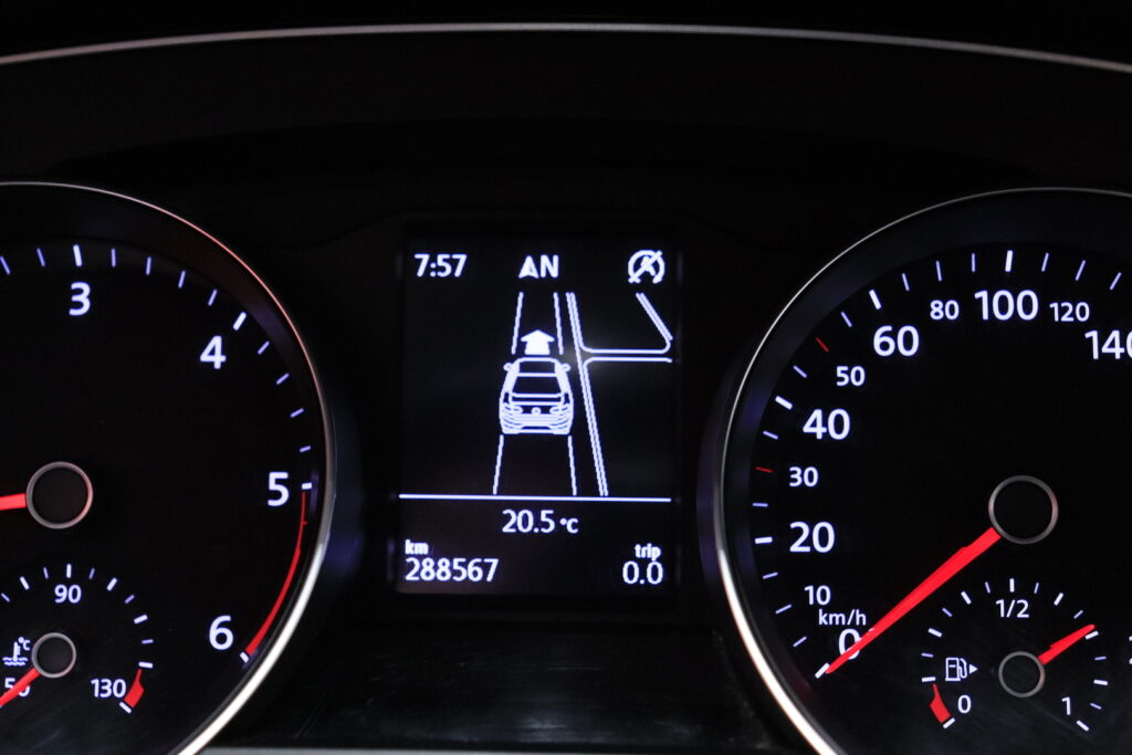 tuotekuva-Volkswagen-Passat-EOP-422-2026-04-02-101104-23 tuotekuva-Volkswagen-Passat-EOP-422-2026-04-02-101104-23