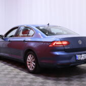 Volkswagen - Passat - Sedan Comfortline 1,6 TDI 88 kW (120 hv) // Myydään Huutokaupat.com - Sedan