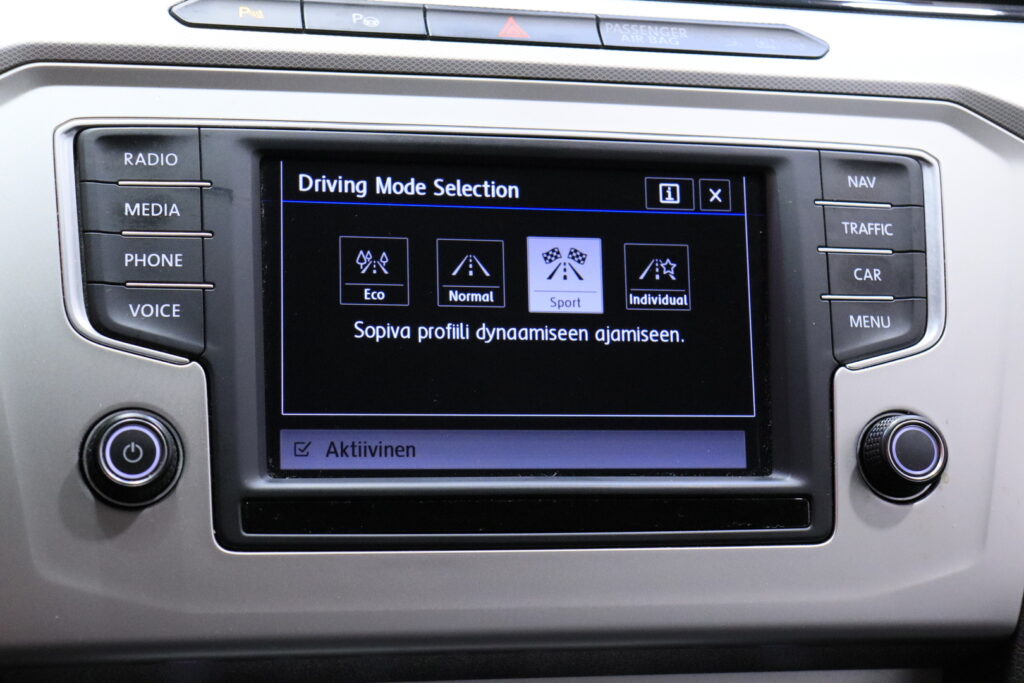 tuotekuva-Volkswagen-Passat-EOP-422-2026-04-02-101104-31 tuotekuva-Volkswagen-Passat-EOP-422-2026-04-02-101104-31