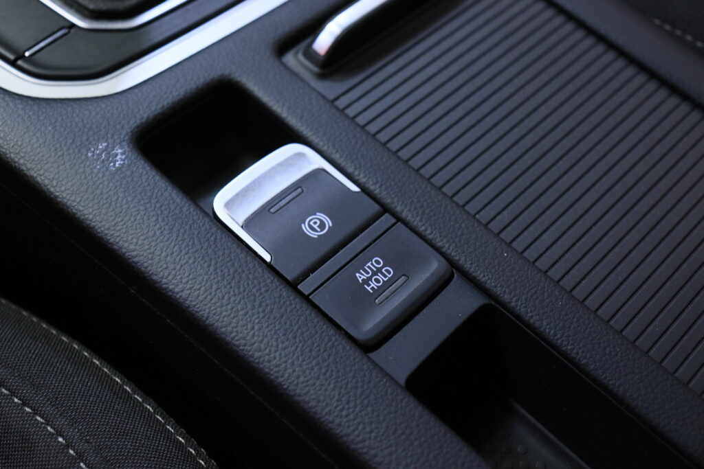 tuotekuva-Volkswagen-Passat-EOP-422-2026-04-02-101104-35 tuotekuva-Volkswagen-Passat-EOP-422-2026-04-02-101104-35