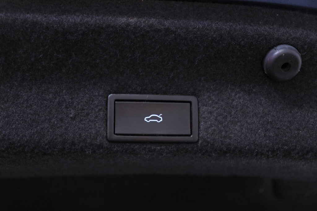 tuotekuva-Volkswagen-Passat-EOP-422-2026-04-02-101104-40 tuotekuva-Volkswagen-Passat-EOP-422-2026-04-02-101104-40