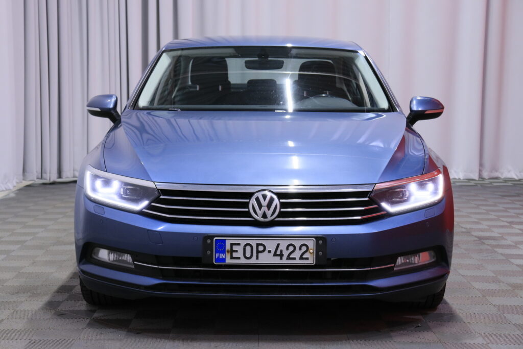 Volkswagen - Passat - Sedan Comfortline 1,6 TDI 88 kW (120 hv) // Myydään Huutokaupat.com Volkswagen - Passat - Sedan Comfortline 1,6 TDI 88 kW (120 hv) // Myydään Huutokaupat.com - Sedan