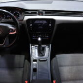 Volkswagen - Passat - Variant Style Business 2,0 TDI EVO SCR 110 kW DSG-automaatti / 1.Om Suomi-auto / Webasto / Jakopää tehty! / ACC / Vetokoukku / - Farmari