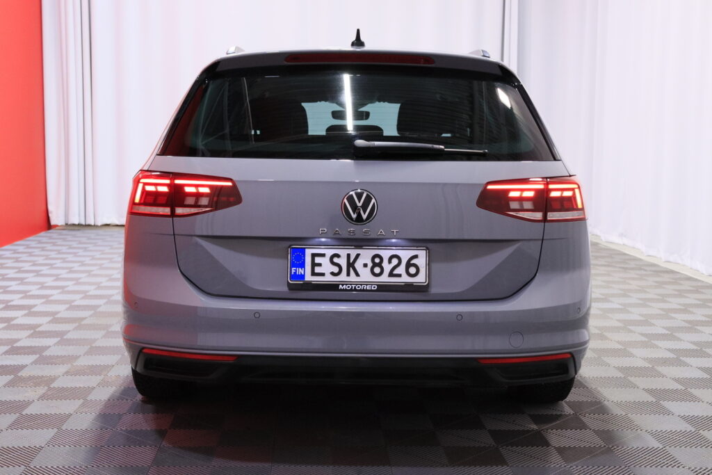 Volkswagen - Passat - Variant Style Business 2,0 TDI EVO SCR 110 kW DSG-automaatti / 1.Om Suomi-auto / Webasto / Jakopää tehty! / ACC / Vetokoukku / Volkswagen - Passat - Variant Style Business 2,0 TDI EVO SCR 110 kW DSG-automaatti / 1.Om Suomi-auto / Webasto / Jakopää tehty! / ACC / Vetokoukku / - Farmari
