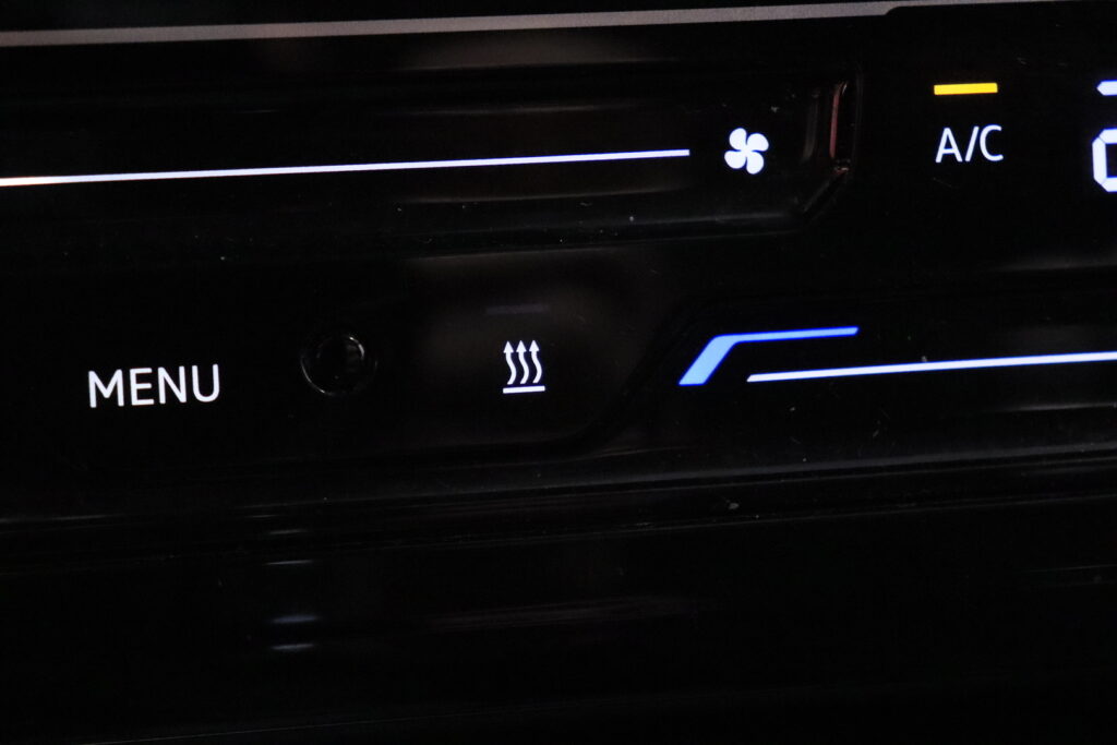 tuotekuva-Volkswagen-Passat-ESK-826-2026-04-02-123006-22 tuotekuva-Volkswagen-Passat-ESK-826-2026-04-02-123006-22