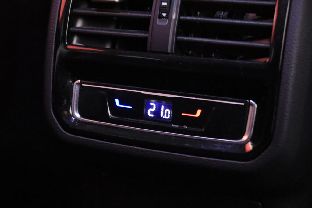 tuotekuva-Volkswagen-Passat-ESK-826-2026-04-02-123006-25 tuotekuva-Volkswagen-Passat-ESK-826-2026-04-02-123006-25