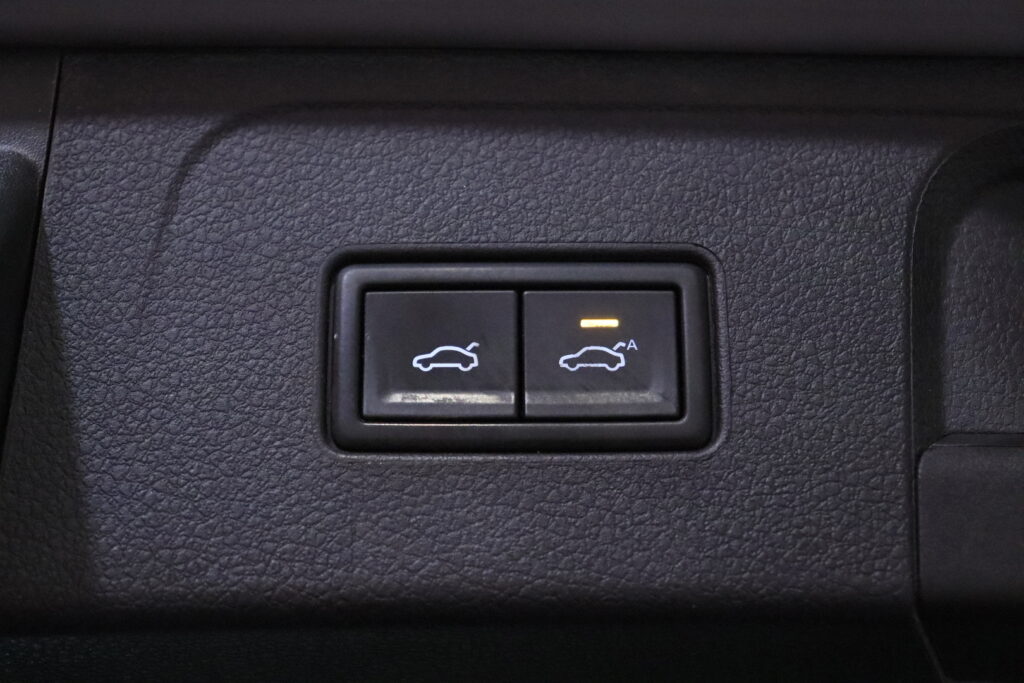 tuotekuva-Volkswagen-Passat-ESK-826-2026-04-02-123006-27 tuotekuva-Volkswagen-Passat-ESK-826-2026-04-02-123006-27