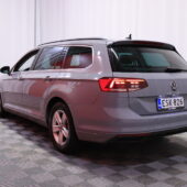 Volkswagen - Passat - Variant Style Business 2,0 TDI EVO SCR 110 kW DSG-automaatti / 1.Om Suomi-auto / Webasto / Jakopää tehty! / ACC / Vetokoukku / - Farmari