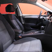 Volkswagen - Passat - Variant Style Business 2,0 TDI EVO SCR 110 kW DSG-automaatti / 1.Om Suomi-auto / Webasto / Jakopää tehty! / ACC / Vetokoukku / - Farmari