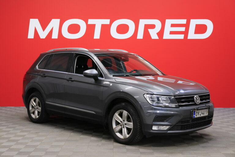 Volkswagen - Tiguan - Comfortline 2,0 TDI SCR 110 kW (150 hv) 4MOTION DSG // Suomi-auto / Webasto / Koukku / Tutkat / Kaistavahti / Vakkari / CarPlay / - Maastoauto