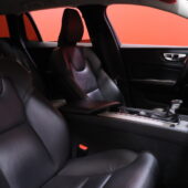 Volvo - V60 - D4 AWD Business Inscription aut // Suomi-auto / Webasto / Koukku / Pilot assist / VOC / AppleCarPlay / Muistipenkki // - Farmari