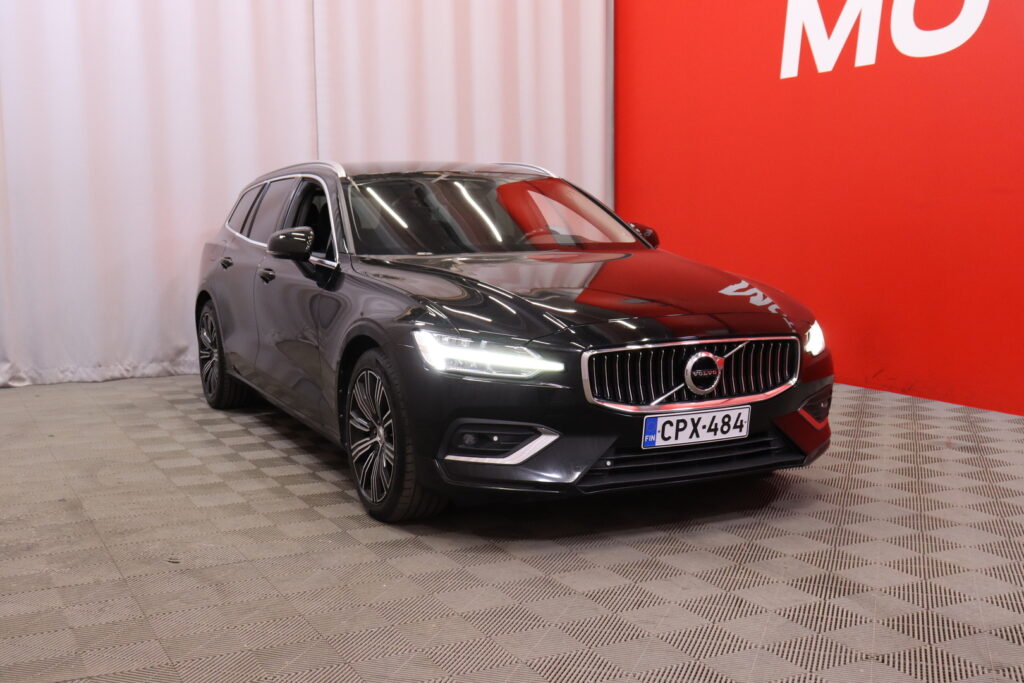 Volvo - V60 - D4 AWD Business Inscription aut // Suomi-auto / Webasto / Koukku / Pilot assist / VOC / AppleCarPlay / Muistipenkki // Volvo - V60 - D4 AWD Business Inscription aut // Suomi-auto / Webasto / Koukku / Pilot assist / VOC / AppleCarPlay / Muistipenkki // - Farmari