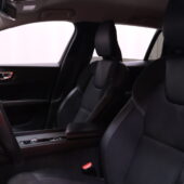Volvo - V60 Cross Country - D4 AWD Business aut // ACC / Pilot Assist / VOC / Webasto / Keyless / Koukku / AppleCarPlay // - Farmari