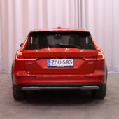 Volvo - V60 Cross Country - B4 AWD D-MHEV Business Plus aut // 1.om Suomi-auto / Merkkihuollettu / ACC / VOC / PA-lämmitin / H&K / Koukku // - Farmari
