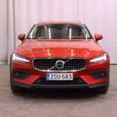 Volvo - V60 Cross Country - B4 AWD D-MHEV Business Plus aut // 1.om Suomi-auto / Merkkihuollettu / ACC / VOC / PA-lämmitin / H&K / Koukku // - Farmari