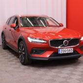 Volvo - V60 Cross Country - B4 AWD D-MHEV Business Plus aut // 1.om Suomi-auto / Merkkihuollettu / ACC / VOC / PA-lämmitin / H&K / Koukku // - Farmari