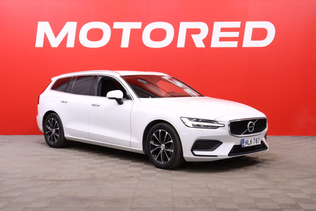 Volvo - V60 - D3 Business aut / Webasto / Vetokoukku / Apple Carplay / Volvo On Call / Digimittaristo / Volvo - V60 - D3 Business aut / Webasto / Vetokoukku / Apple Carplay / Volvo On Call / Digimittaristo / - Farmari