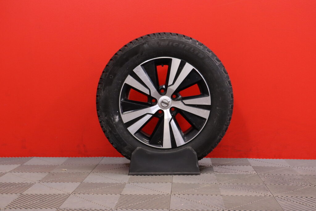tuotekuva-Volvo-V60-NLK-787-2026-04-10-143103-25 tuotekuva-Volvo-V60-NLK-787-2026-04-10-143103-25