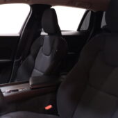 Volvo - V60 - D3 Business aut / Webasto / Vetokoukku / Apple Carplay / Volvo On Call / Digimittaristo / - Farmari