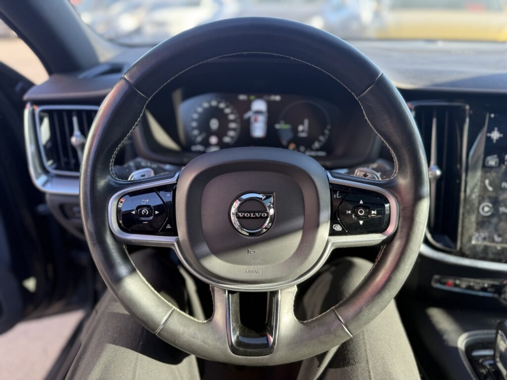 Volvo - V60 - T8 TwE AWD Polestar aut Volvo - V60 - T8 TwE AWD Polestar aut - Farmari