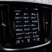 tuotekuva-Volvo-V60-YLZ-964-2026-04-17-161504-23