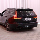 Volvo - V60 - T8 TwE AWD Polestar R-Desing aut // H&K / Navi / BLIS / Vetokoukku / KeyLess / Panorama / 360° kamera // - Farmari