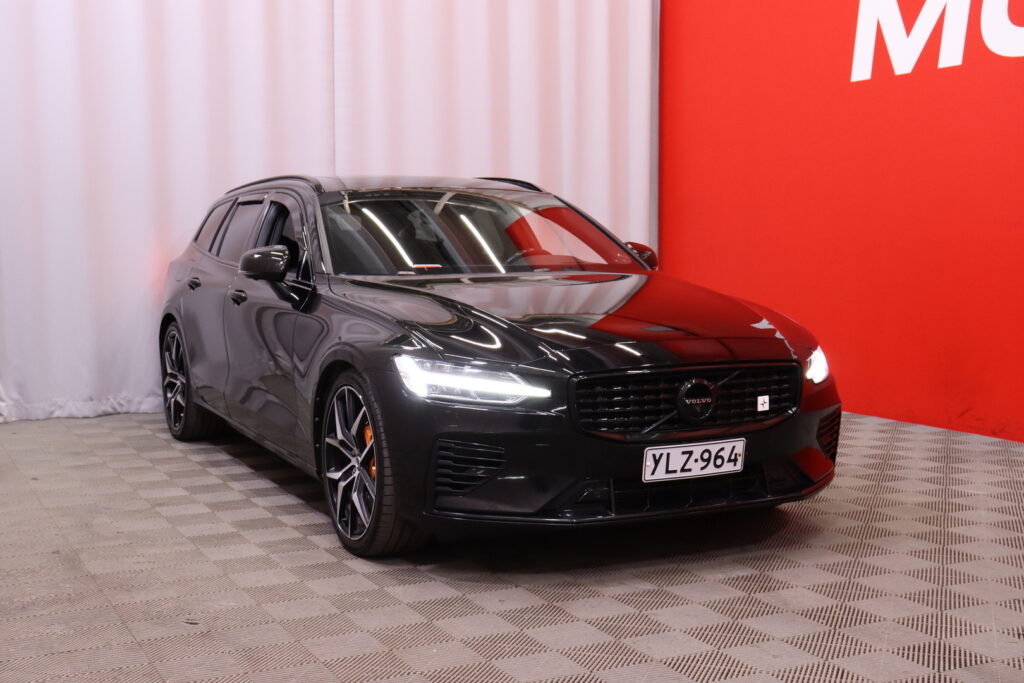 Volvo - V60 - T8 TwE AWD Polestar R-Desing aut // H&K / Navi / BLIS / Vetokoukku / KeyLess / Panorama / 360° kamera // Volvo - V60 - T8 TwE AWD Polestar R-Desing aut // H&K / Navi / BLIS / Vetokoukku / KeyLess / Panorama / 360° kamera // - Farmari