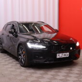Volvo - V60 - T8 TwE AWD Polestar R-Desing aut // H&K / Navi / BLIS / Vetokoukku / KeyLess / Panorama / 360° kamera // - Farmari