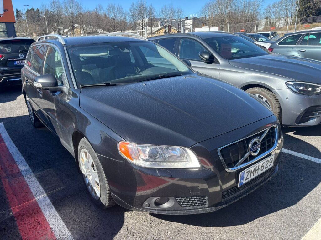 Volvo - V70 - D3 Summum - Farmari
