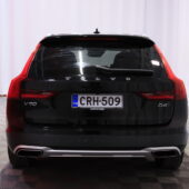 Volvo - V90 Cross Country - D4 AWD Plus aut / Webasto / ACC /  H&K / Koukku / Kamera / VOC / - Farmari