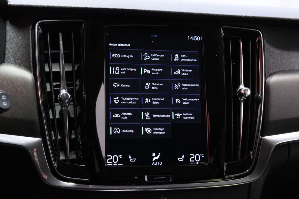 tuotekuva-Volvo-V90-Cross-Country-CRH-509-2026-04-09-123604-23 tuotekuva-Volvo-V90-Cross-Country-CRH-509-2026-04-09-123604-23