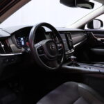 Volvo - V90 Cross Country - D4 AWD Plus aut / Webasto / ACC /  H&K / Koukku / Kamera / VOC / - Farmari